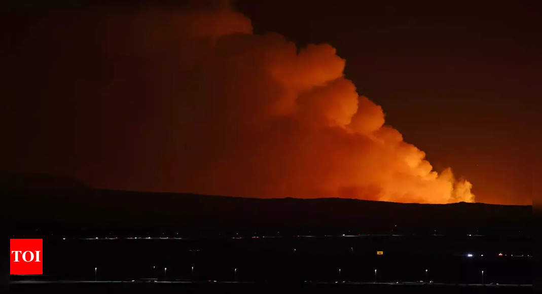 Volcano: Volcano erupts in southwest Iceland