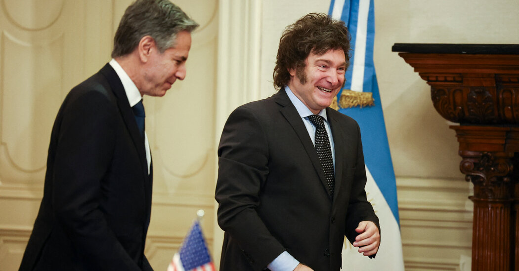 Argentina’s Chief Meets With Blinken, as He Heads to Meet Trump