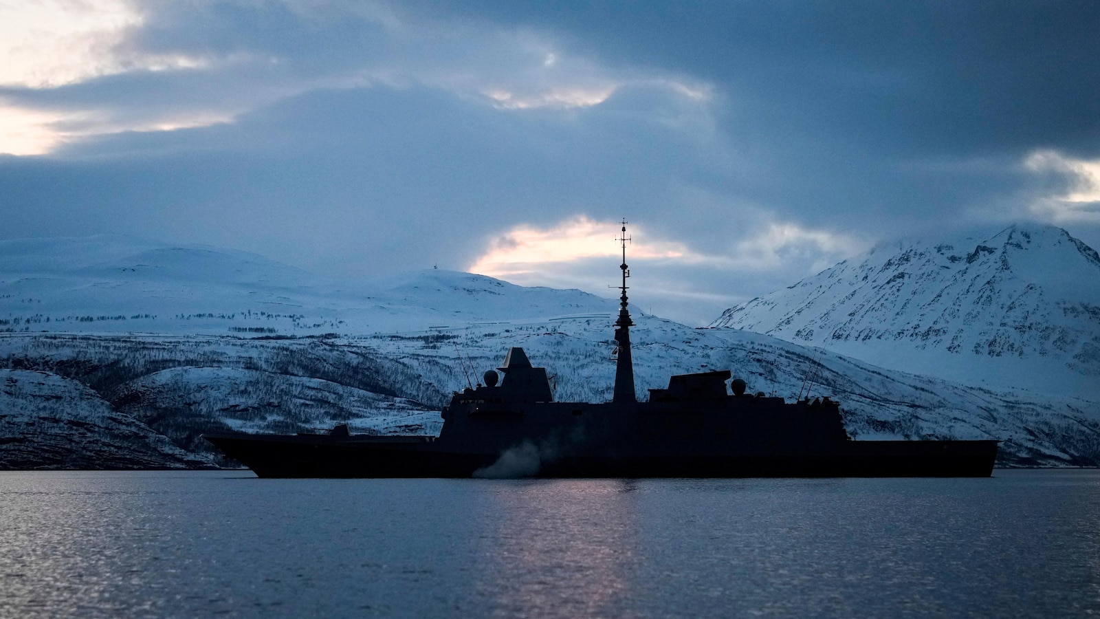 A French frigate 'destroys' a German sub in Norway's waters in NATO's largest drills since Chilly Conflict